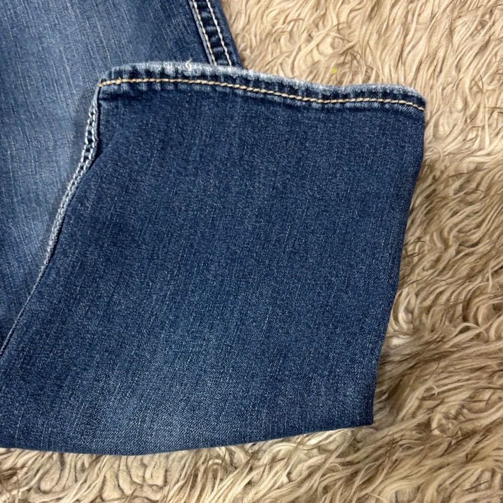 Silver Jeans Women's Capri Jeans - Picture 5 of 7